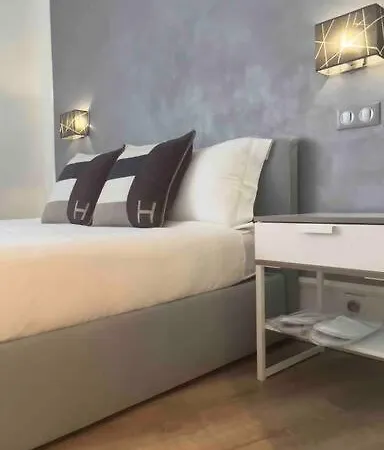 Apartment Cannes. Croaset Plage *
